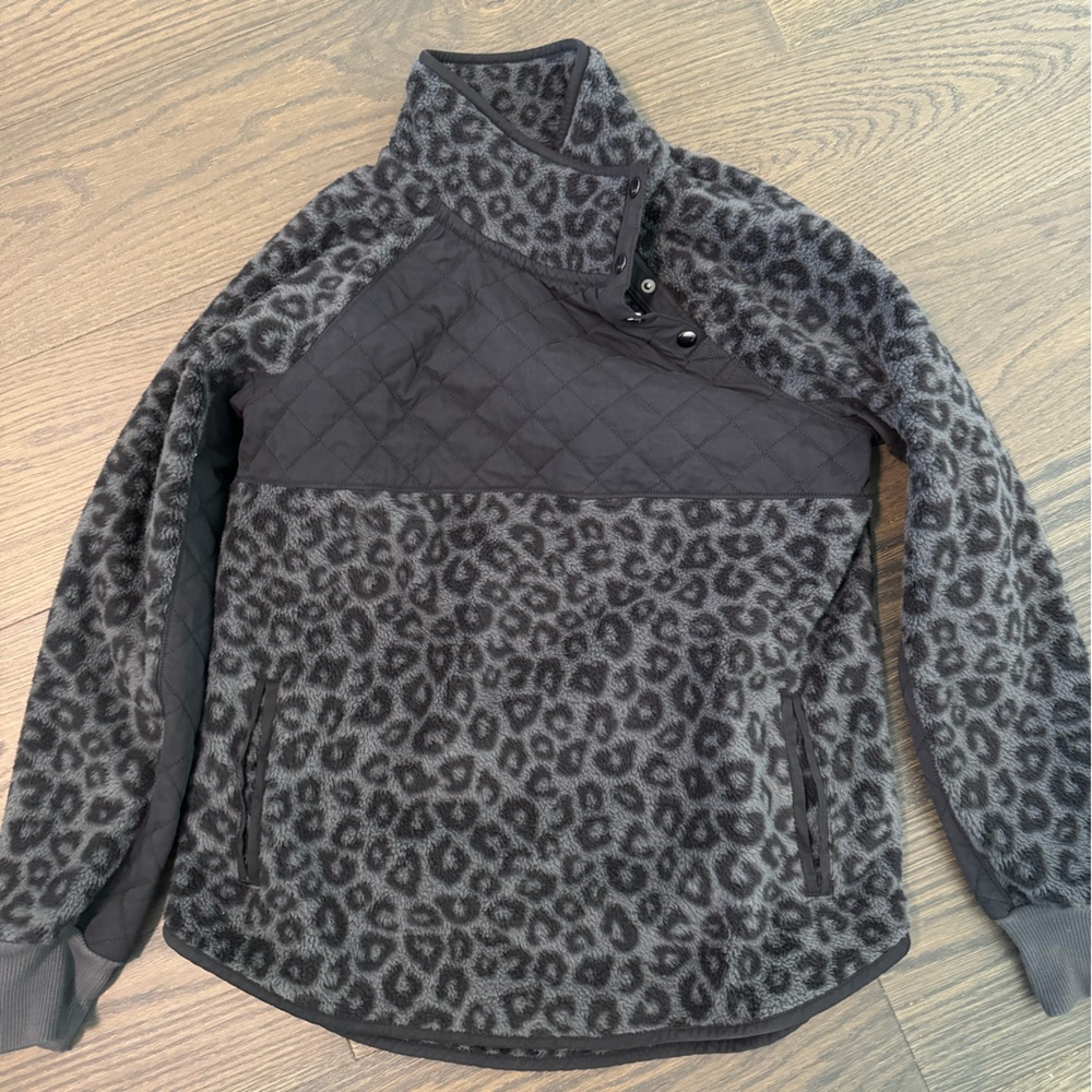 Abercrombie sweater